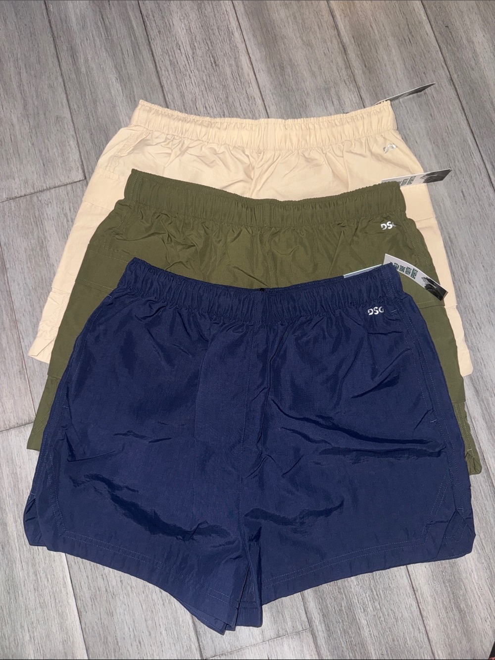 3 NWT DSG Women’s High-Rise Woven Shorts in Navy, Olive & Khaki - Size S
